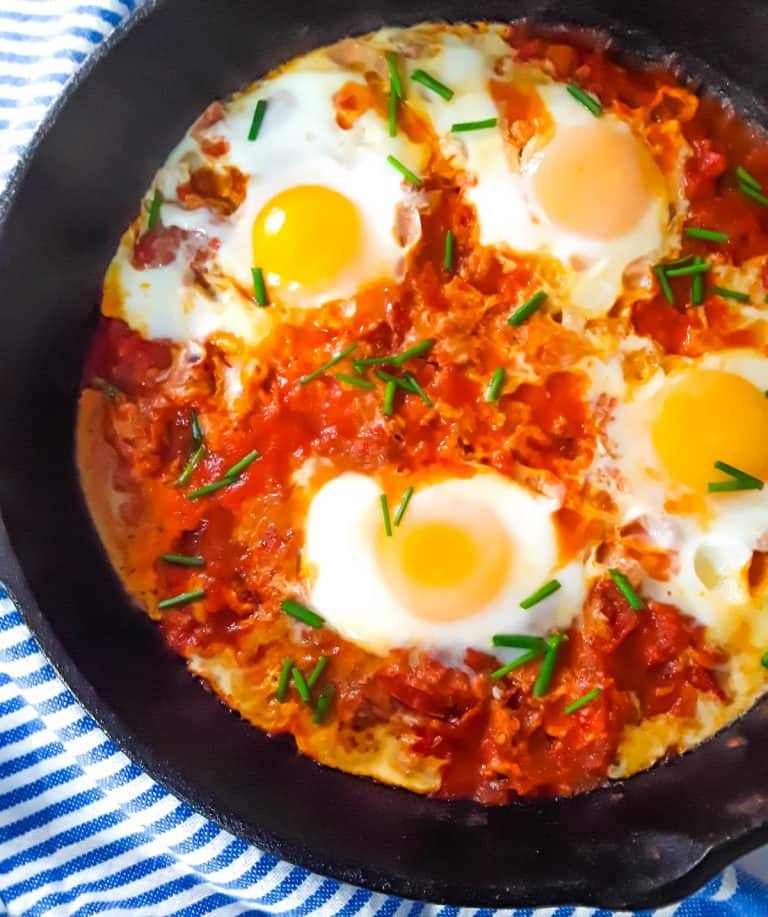 SHAKSHUKA {WHOLE 30 + VEGETARIAN}